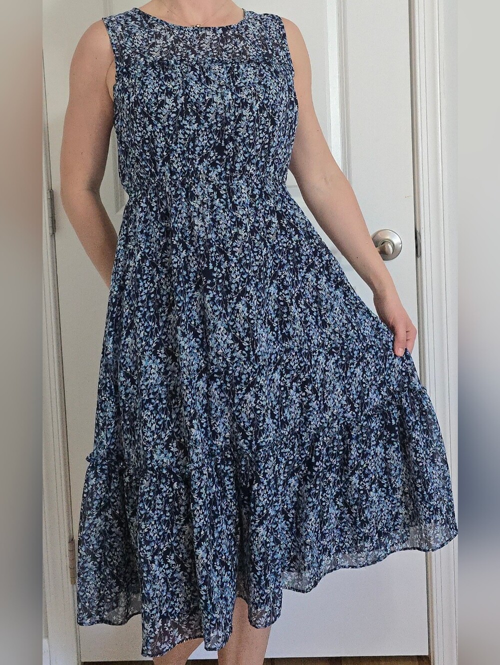 Tahari Sleeveless Navy Blue Floral Midi Dress, Size 8